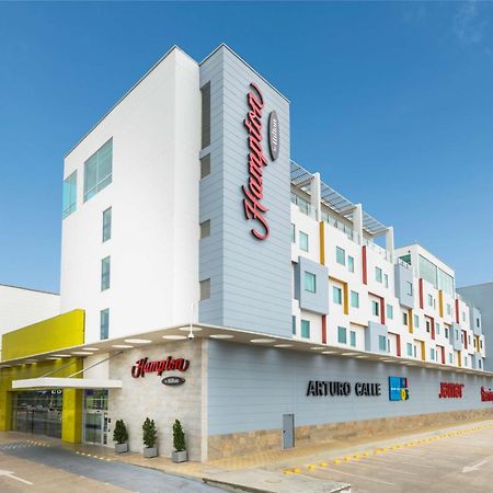 Hampton By Hilton Valledupar Exterior photo
