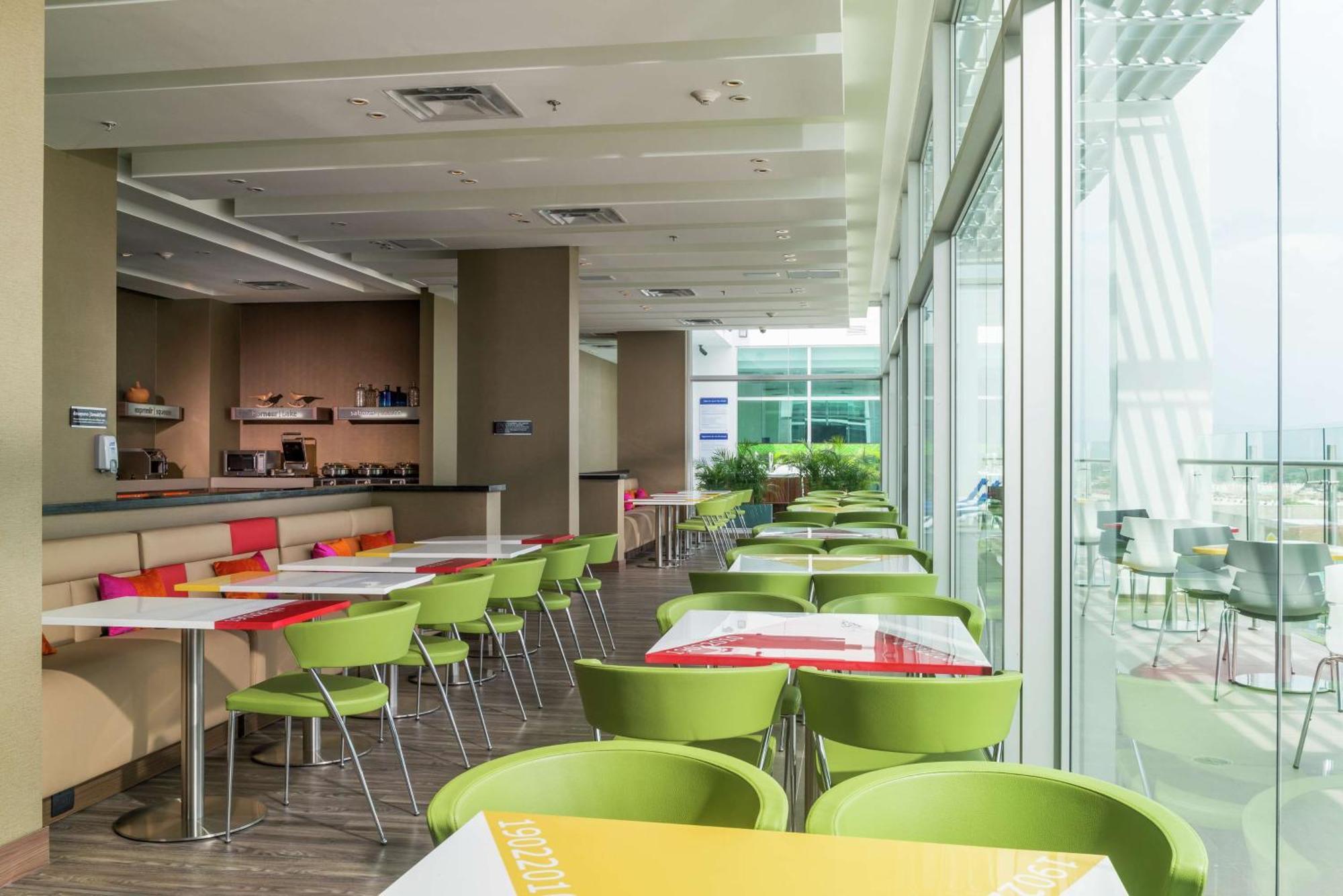 Hampton By Hilton Valledupar Exterior photo